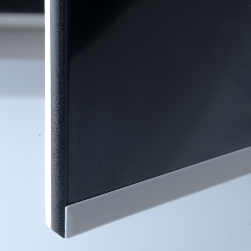 VCM-270 閉路電視專用27吋IPS液晶體顯示器